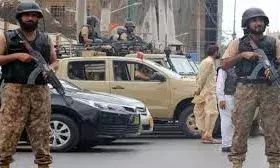 बलूचिस्तान में पाकिस्तान के दूसरे सबसे बड़े नौसेना एयरबेस पर हमला, सुरक्षा बलों ने चार आतंकी किए ढेर