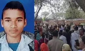 फोन कर बुलाया...फिर हत्या कर शव फंदे पर लटकाया, ग्रामीणों में प्रेम प्रसंग की भी चर्चा, चार पर रिपोर्ट