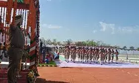 देहरादून में नौ माह का प्रशिक्षण प्राप्त कर नागरिक पुलिस के 171 जवान हुए पास आउट देहरादून में नौ माह का प्रशिक्षण प्राप्त कर नागरिक पुलिस के 171 जवान हुए पास आउट