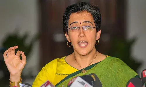 भाजपा पर जमकर बरसीं आतिशी, कहा- केजरीवाल के सिपाही बीजेपी से डरते नहीं भाजपा पर जमकर बरसीं आतिशी, कहा- केजरीवाल के सिपाही बीजेपी से डरते नहीं