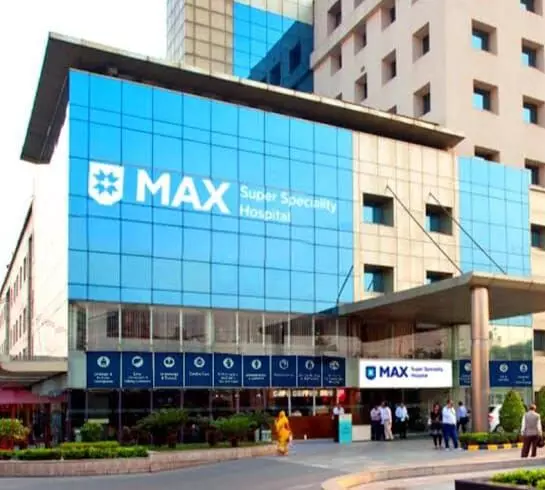 बेटी ने ट्रांसप्लांट के लिए अपने लीवर का एक हिस्सा दिया, पत्नी ने दी किडनी बेटी ने ट्रांसप्लांट के लिए अपने लीवर का एक हिस्सा दिया, पत्नी ने दी किडनी