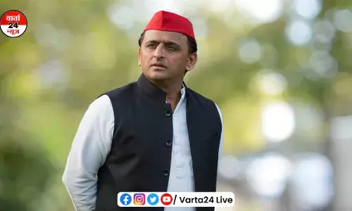 सपा में नहीं खत्म हुई परिवारवाद की राजनीति, इन लोकसभा सीट से मिला यादव परिवार को टिकट सपा में नहीं खत्म हुई परिवारवाद की राजनीति, इन लोकसभा सीट से मिला यादव परिवार को टिकट