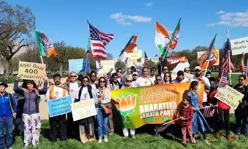 अमेरिका के 16 शहरों में गूंजे मोदी-मोदी के नारे अमेरिका के 16 शहरों में गूंजे मोदी-मोदी के नारे