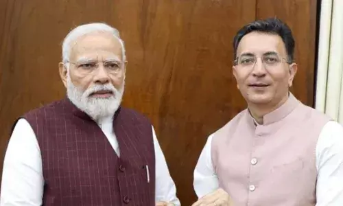 वरुण गांधी का टिकट कटने से जितिन की जीत पर नहीं पड़ने वाला कोई असर, जानिए क्या कहते हैं समीकरण? वरुण गांधी का टिकट कटने से जितिन की जीत पर नहीं पड़ने वाला कोई असर, जानिए क्या कहते हैं समीकरण?