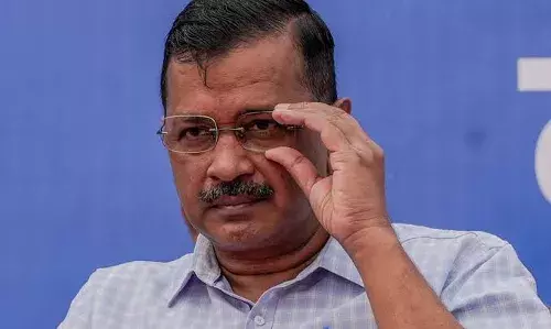 अरविंद केजरीवाल को एक और झटका विजिलेंस विभाग ने सीएम के निजी सचिव को हटाया अरविंद केजरीवाल को एक और झटका विजिलेंस विभाग ने सीएम के निजी सचिव को हटाया