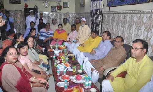 भाजपाइयों ने ईद-उल-फ़ितर की दी बधाई