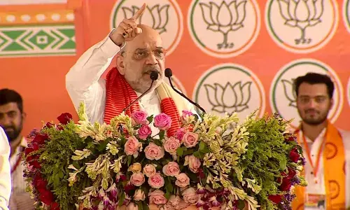 अमित शाह ने विपक्ष पर साधा निशाना, कहा- ये लोग सिर्फ भ्रष्टाचार और घोटाले ही कर सकते हैं अमित शाह ने विपक्ष पर साधा निशाना, कहा- ये लोग सिर्फ भ्रष्टाचार और घोटाले ही कर सकते हैं