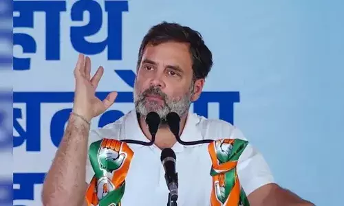 बस्तर की जनता से राहुल का वादा, जीतने के बाद एक झटके में हिंन्दुस्तान से मिटाएंगे गरीबी बस्तर की जनता से राहुल का वादा, जीतने के बाद एक झटके में हिंन्दुस्तान से मिटाएंगे गरीबी