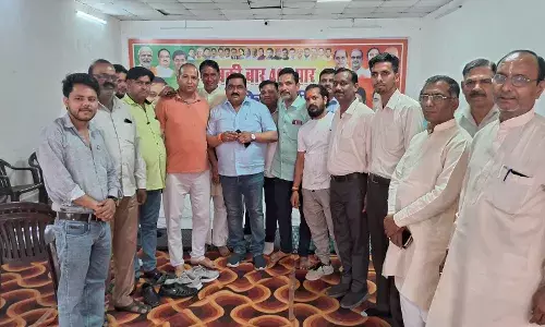 भाजपा विधायक ने सभी सभासदों को छोटी-छोटी जनसभा करने का दिया निर्देश भाजपा विधायक ने सभी सभासदों को छोटी-छोटी जनसभा करने का दिया निर्देश