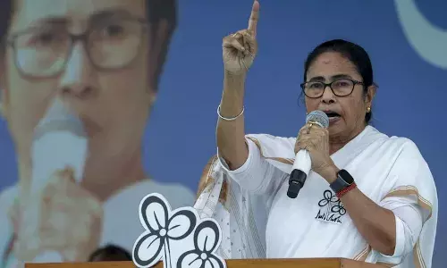 ममता ने बंगाल की जनता को दिखाया UCC का भूत, कहा- टीएमसी को वोट दो, नहीं तो भाजपा छीन लेगी पहचान ममता ने बंगाल की जनता को दिखाया UCC का भूत, कहा- टीएमसी को वोट दो, नहीं तो भाजपा छीन लेगी पहचान