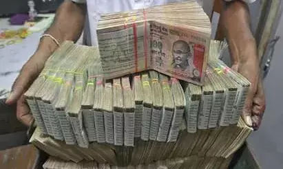 चुनाव खर्च मामले में आनंद कुमार ने सबको छोड़ा पीछे, जानिए बड़े दलों के प्रत्याशी किस नंबर पर हैं चुनाव खर्च मामले में आनंद कुमार ने सबको छोड़ा पीछे, जानिए बड़े दलों के प्रत्याशी किस नंबर पर हैं