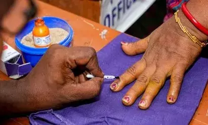 13 राज्यों में से त्रिपुरा में हुआ सबसे ज्यादा मतदान, एक बजे तक का देखिए वोटिंग प्रतिशत