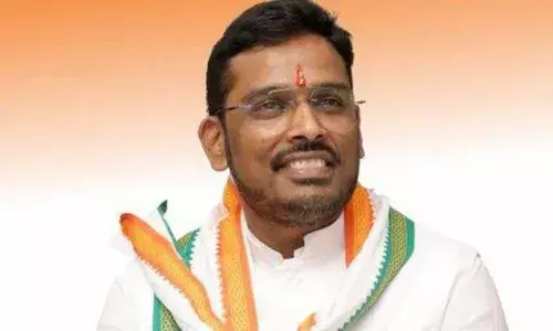 सूरत के बाद अब इंदौर से कांग्रेस उम्मीदवार हुए भाजपा में शामिल, जानिए क्या बनी वजह सूरत के बाद अब इंदौर से कांग्रेस उम्मीदवार हुए भाजपा में शामिल, जानिए क्या बनी वजह