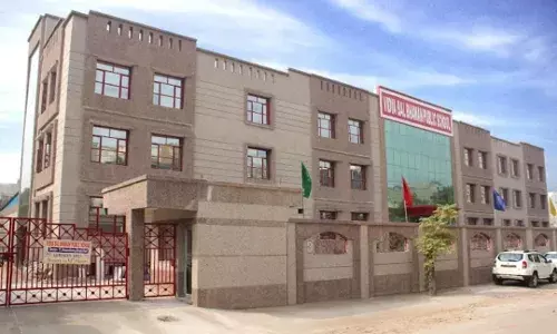 अंतर्विद्यालय स्केटिंग प्रतियोगिता 2024 में विद्या बाल भवन स्कूल के छात्रों ने गोल्ड और ब्रॉन्ज मेडल जीतकर किया नाम रोशन