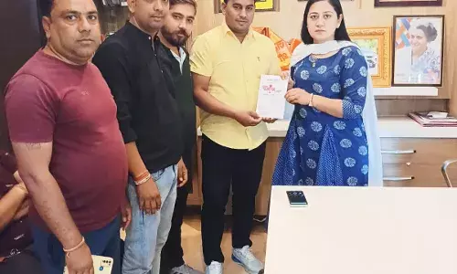 भगवान परशुराम जयंती समारोह के आयोजकों ने कांग्रेस प्रत्याशी डॉली शर्मा को किया आमंत्रित भगवान परशुराम जयंती समारोह के आयोजकों ने कांग्रेस प्रत्याशी डॉली शर्मा को किया आमंत्रित