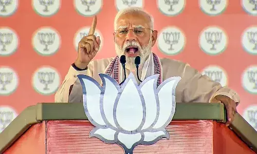 पीएम मोदी ने बंगाल में ममता को दी चुनौती, कहा- टीएमसी 15 सीट भी नहीं जीत सकती पीएम मोदी ने बंगाल में ममता को दी चुनौती, कहा- टीएमसी 15 सीट भी नहीं जीत सकती