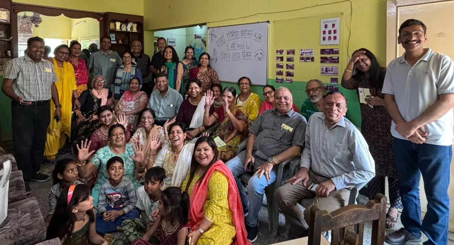 स्पर्श पाठशाला में विश्व हास्य दिवस का आयोजन स्पर्श पाठशाला में विश्व हास्य दिवस का आयोजन