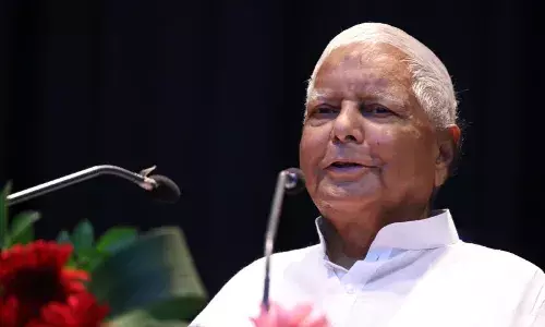 तीसरे चरण की वोटिंग के बीच लालू यादव ने मुसलमानों को पूरा आरक्षण देने का दिया बड़ा बयान, राजनीतिक गलियारे में मचा बवाल तीसरे चरण की वोटिंग के बीच लालू यादव ने मुसलमानों को पूरा आरक्षण देने का दिया बड़ा बयान, राजनीतिक गलियारे में मचा बवाल