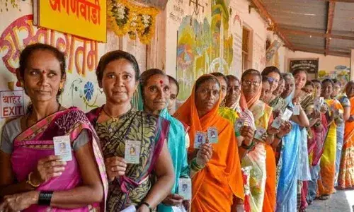 5 घंटे के चुनाव में 26% तक वोटिंग, 11:00 तक महाराष्ट्र में सबसे कम मतदान, बंगाल अव्वल, सीमांचल में मौसम सुहाना होने से 25% वोटिंग 5 घंटे के चुनाव में 26% तक वोटिंग, 11:00 तक महाराष्ट्र में सबसे कम मतदान, बंगाल अव्वल, सीमांचल में मौसम सुहाना होने से 25% वोटिंग