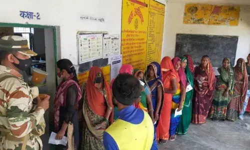 उत्तर प्रदेश में 1 बजे तक 38.12% मतदान, संभल में रिकॉर्ड वोटिंग 43% तक उत्तर प्रदेश में 1 बजे तक 38.12% मतदान, संभल में रिकॉर्ड वोटिंग 43% तक