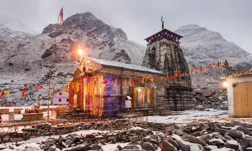 10 मई से शुरू हो रही चारधाम यात्रा में स्थानीय स्तर पर वाहन उपलब्ध कराने की कवायद शुरू 10 मई से शुरू हो रही चारधाम यात्रा में स्थानीय स्तर पर वाहन उपलब्ध कराने की कवायद शुरू