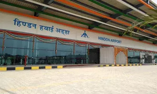 हिंडन एयरपोर्ट पर एमएमजी और संयुक्त अस्पताल से चिकित्सकों को भेजे जाने से मरीज परेशान