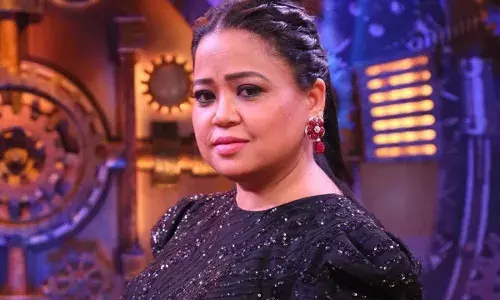 सर्जरी के बाद भारती सिंह ने दिखाई पथरी, व्लॉग में  दिखाई पथरी की झलक सर्जरी के बाद भारती सिंह ने दिखाई पथरी, व्लॉग में  दिखाई पथरी की झलक