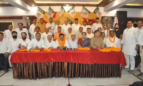 सपा के वरिष्ठ नेता ब्रजपाल ने राष्ट्रीय लोक दल के कई समर्थकों के साथ थामा रालोद का दामन