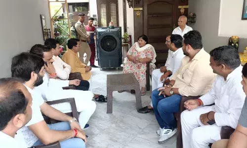 लाइन पार क्षेत्र वेलफेयर एसोसिएशन ने मिलिट्री लैंड से रेलवे स्टेशन को जाने वाली रोड को सही कराने की मांग की