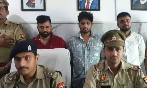 गाजियाबाद में चल रहा फर्जी सिम बेचने का कारोबार, कहीं आपके आधार कार्ड पर तो नहीं चल रही सिम गाजियाबाद में चल रहा फर्जी सिम बेचने का कारोबार, कहीं आपके आधार कार्ड पर तो नहीं चल रही सिम