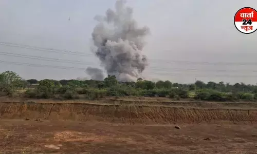 छत्तीसगढ़ के बेमेतरा में बारूद फैक्ट्री में ब्लास्ट, हादसे में कई लोगों की मौत की खबर