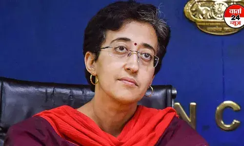 AAP नेता आतिशी को कोर्ट ने भेजा समन, 29 जून को पेशी के लिए बुलाया, जानें पूरा मामला AAP नेता आतिशी को कोर्ट ने भेजा समन, 29 जून को पेशी के लिए बुलाया, जानें पूरा मामला