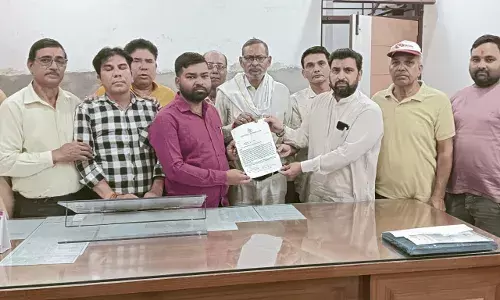 पानी की समस्या को लेकर 6 जून को खोड़ा में विशाल धरना प्रदर्शन पानी की समस्या को लेकर 6 जून को खोड़ा में विशाल धरना प्रदर्शन