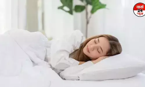 ये है सोने का सही तरीका Correct position to sleep ये है सोने का सही तरीका Correct position to sleep