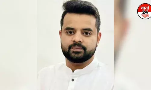 अश्लील वीडियो मामले में बेंगलुरु कोर्ट ने प्रज्वल रेवन्ना को 6 जून तक हिरासत में भेजा अश्लील वीडियो मामले में बेंगलुरु कोर्ट ने प्रज्वल रेवन्ना को 6 जून तक हिरासत में भेजा