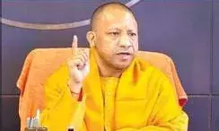 भीषण गर्मी और लू से बचने के लिए सीएम योगी ने की खास व्यवस्था, अधिकारियों को दिए ये निर्देश भीषण गर्मी और लू से बचने के लिए सीएम योगी ने की खास व्यवस्था, अधिकारियों को दिए ये निर्देश