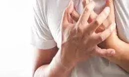 हार्ट अटैक से जान जाने का खतरा 80% तक किया जा सकता है कम, यह हैं बचाव के तरीके हार्ट अटैक से जान जाने का खतरा 80% तक किया जा सकता है कम, यह हैं बचाव के तरीके