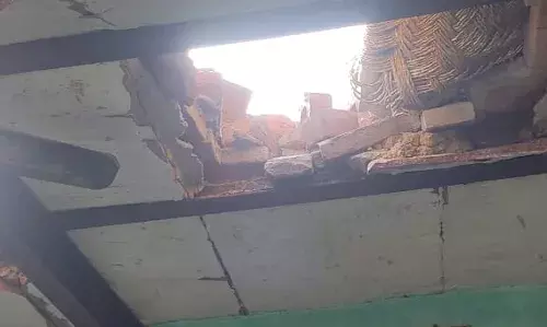 तूफान ने गाजियाबाद के कई इलाके में मचाई तबाही! बच्चे, गर्भवती महिला समेत 8 लोग घायल तूफान ने गाजियाबाद के कई इलाके में मचाई तबाही! बच्चे, गर्भवती महिला समेत 8 लोग घायल