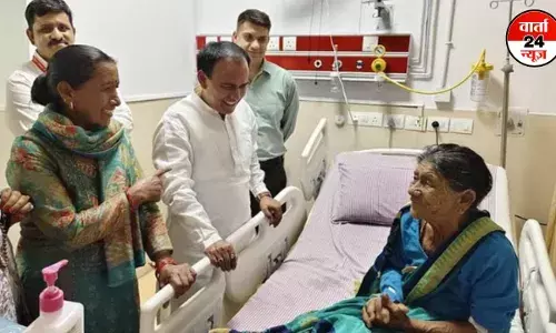 सीएम योगी आदित्यनाथ की मां की तबीयत फिर हुई खराब, एम्स में भर्ती सीएम योगी आदित्यनाथ की मां की तबीयत फिर हुई खराब, एम्स में भर्ती