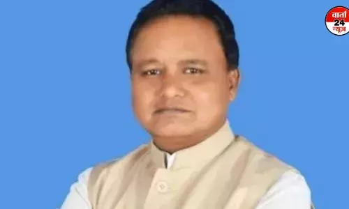 मोहन माझी होगें ओडिशा के नए सीएम, कल मुख्यमंत्री पद की लेंगे शपथ मोहन माझी होगें ओडिशा के नए सीएम, कल मुख्यमंत्री पद की लेंगे शपथ