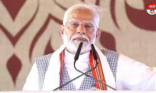 तीसरी बार प्रधानमंत्री बनने के बाद काशी आए मोदी ने कहा- मां गंगा ने मुझे गोद ले लिया है, मैं यहीं का और यहीं का हो गया हूं तीसरी बार प्रधानमंत्री बनने के बाद काशी आए मोदी ने कहा- मां गंगा ने मुझे गोद ले लिया है, मैं यहीं का और यहीं का हो गया हूं