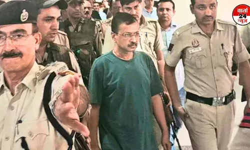 सीएम केजरीवाल की गिरफ्तारी पर दिल्ली हाईकोर्ट ने सीबीआई से मांगा जवाब, अगली सुनवाई 17 जुलाई को होगी