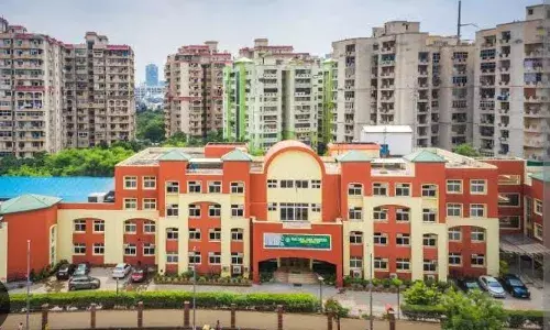 हर बच्चों को एसी बस का चार्ज देने को मजबूर कर रहा है डीपीएस इंदिरापुरम, अभिभावक इस नए बोझ से परेशान! पेरेंट्स एसोसिएशन ने कहा- अन्याय नहीं होने देंगे