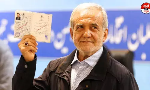 मसूद पेजेशकियन बनेंगे ईरान के नए राष्ट्रपति, सईद जलीली को दी शिकस्त मसूद पेजेशकियन बनेंगे ईरान के नए राष्ट्रपति, सईद जलीली को दी शिकस्त