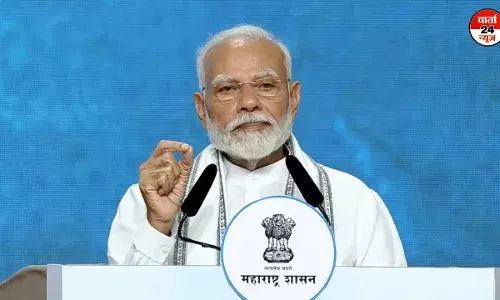 पीएम मोदी ने मुंबई में 29,400 करोड़ रुपए से अधिक की विभिन्न परियोजनाओं का किया शिलान्यास पीएम मोदी ने मुंबई में 29,400 करोड़ रुपए से अधिक की विभिन्न परियोजनाओं का किया शिलान्यास
