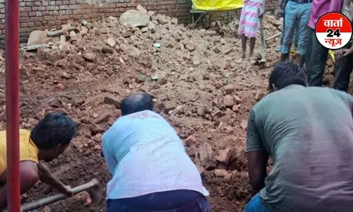 मध्य प्रदेश के शाहपुर में दीवार गिरने से आठ बच्चों की मौत मध्य प्रदेश के शाहपुर में दीवार गिरने से आठ बच्चों की मौत