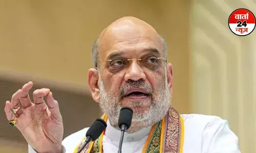 तीन नए आपराधिक कानून पर पुलिस डेमो सत्र में अमित शाह ने लिया भाग तीन नए आपराधिक कानून पर पुलिस डेमो सत्र में अमित शाह ने लिया भाग