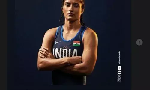 विनेश फोगाट के अयोग्य करने पर बॉलीवुड अभिनेत्रियों ने जताया दुख