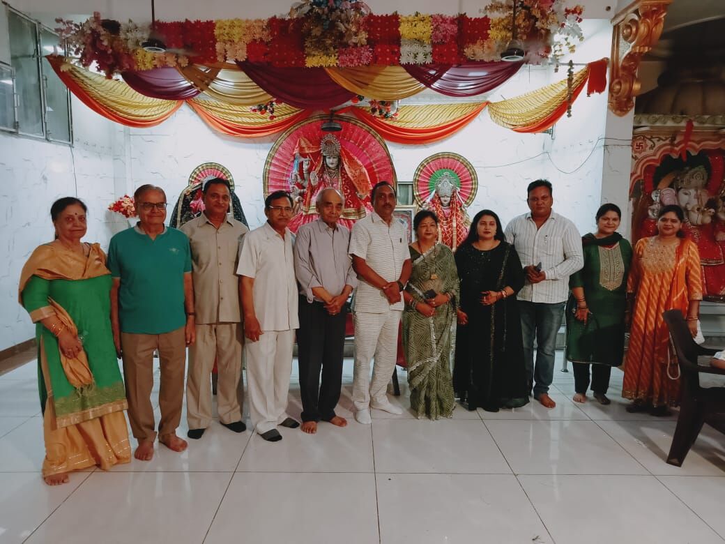 सनातन धर्म मंदिर में मनाया तीज महोत्सव, सावन के गीतों पर झूमी महिलाएं