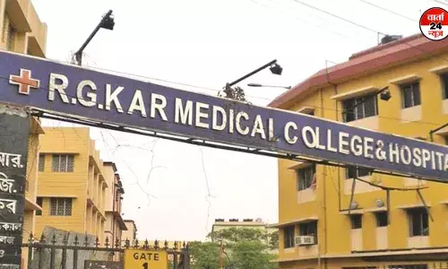 कोलकाता महिला डॉक्टर रेपकांड: पिता ने ठुकराया मुआवजा, कहा- मुझे बस न्याय चाहिए